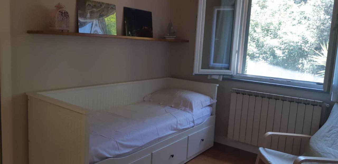 Casa Vacanze Luna 韦内雷港 外观 照片